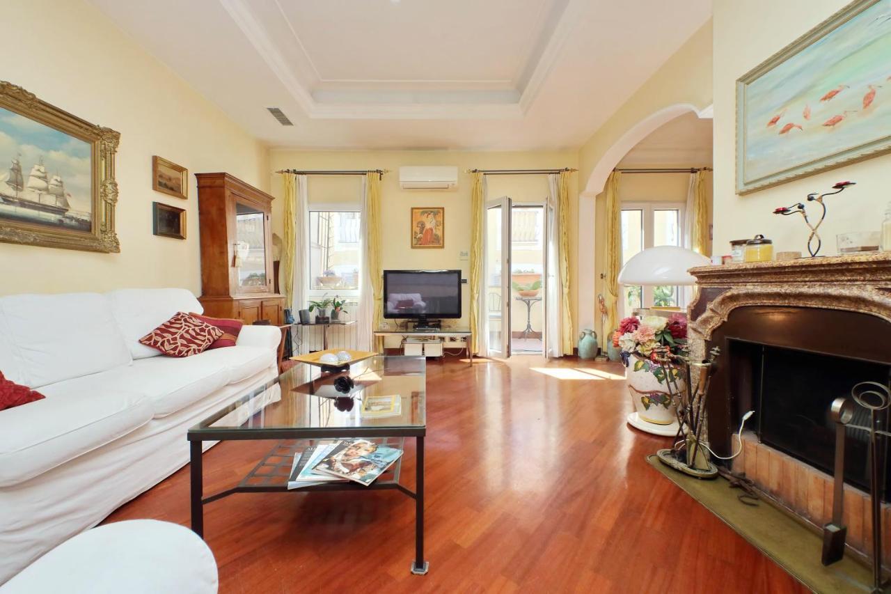 4Bnb - Luxury Trevi Apartment W Terrace Rzym Zewnętrze zdjęcie
