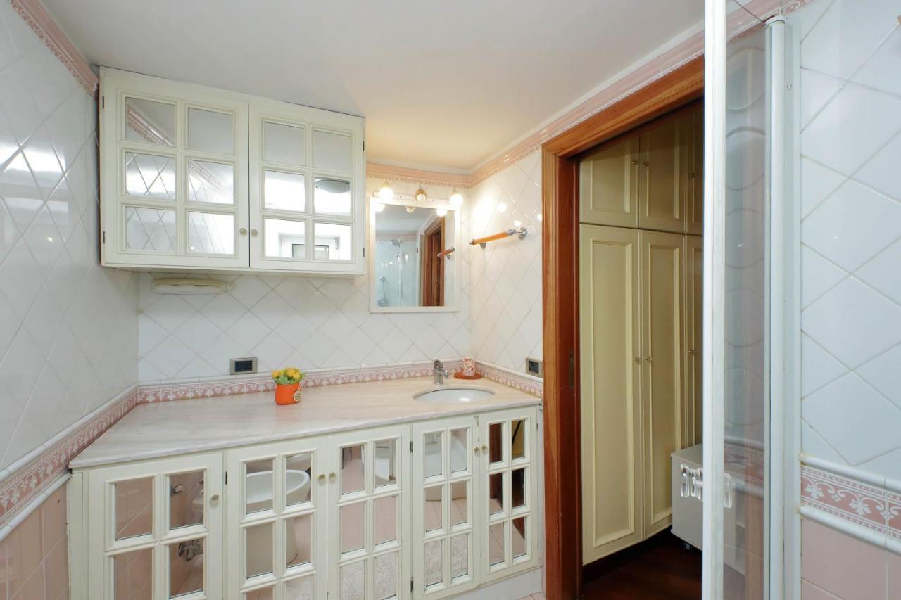 4Bnb - Luxury Trevi Apartment W Terrace Rzym Zewnętrze zdjęcie