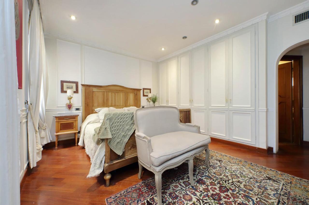 4Bnb - Luxury Trevi Apartment W Terrace Rzym Zewnętrze zdjęcie